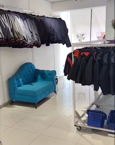 Tienda de uniformes escolares premium en Cusco